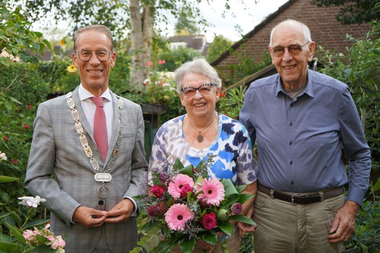 Echtpaar Lagewaard - 65 jaar getrouwd