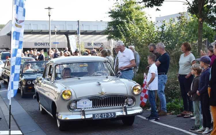 2de Classic Season Kick-off van Riverside Car Classic bezoekt Ames Classic Car Collectie in Buren