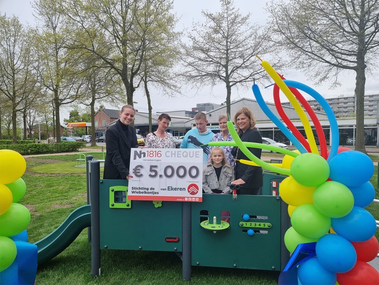 Een nieuwe speeltuin in Baanhoek- West - Een feestelijke opening