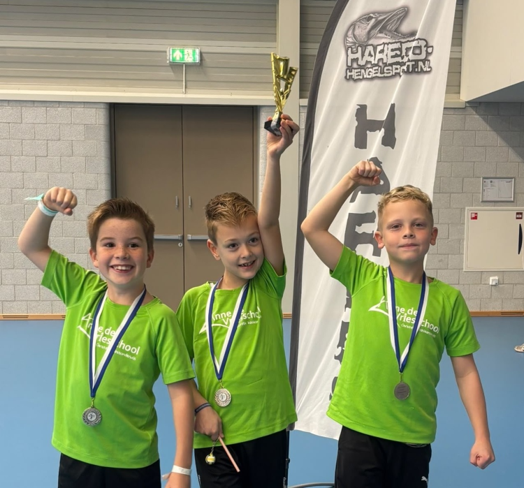 Anne de Vriesschool scoort beste tijdens Sliedrecht Sport Schoolvolleybaltoernooi 2026