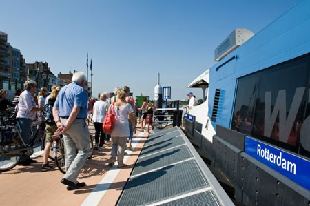 Gemeenten zorgen voor doorvaren Waterbus