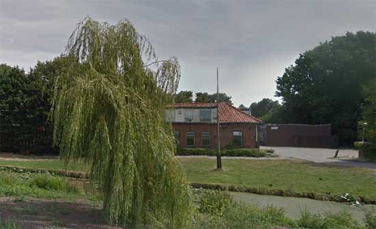 ABB Bouwgroep-B.V. uit Sliedrecht heeft nieuwbouwplannen voor de Van 't Hofflocatie aan de Lindtsebenedendijk in Zwijndrecht