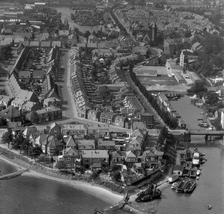 Vijf schitterende luchtfoto's van Sliedrecht