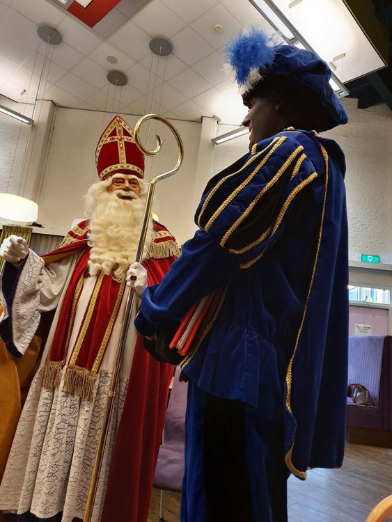 Sint-Nicolaas beloont inzet personeel Waerthove