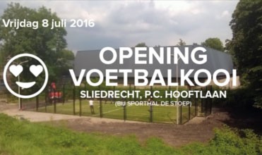 Feestelijke opening voetbalkooi