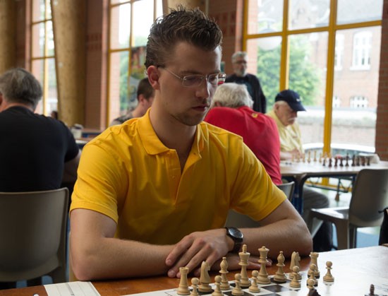 Schaker Niels Mijnster op weg naar de top